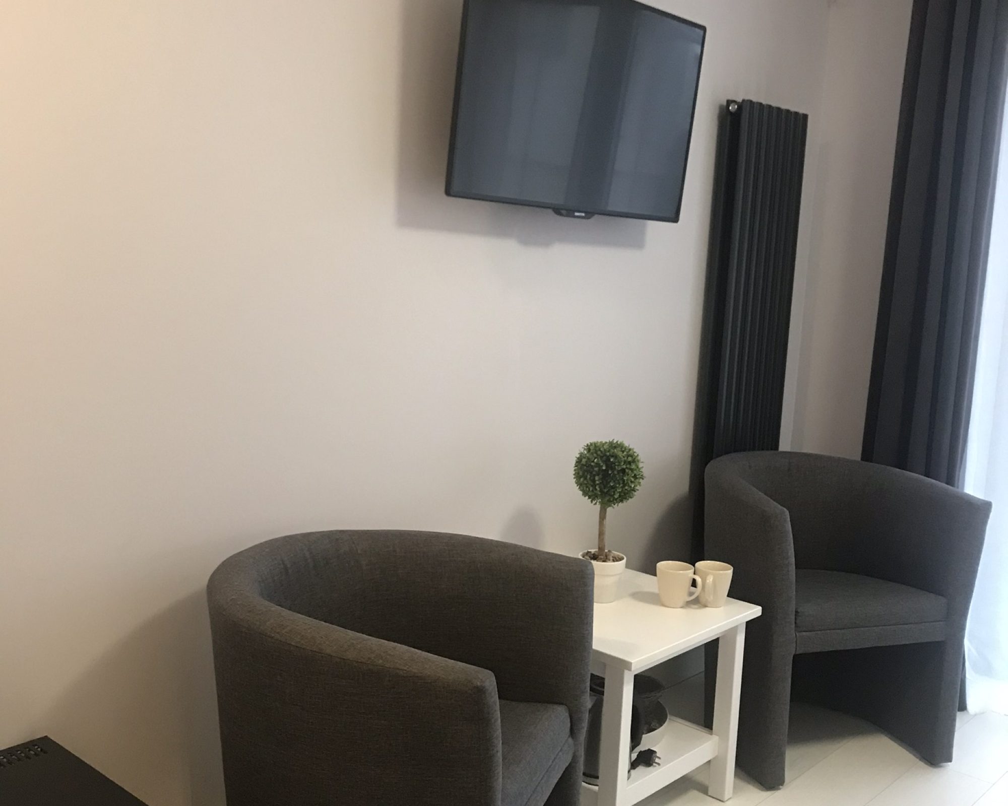 783F4326-0EB1-47B4-8CBF-C87FAD01C113