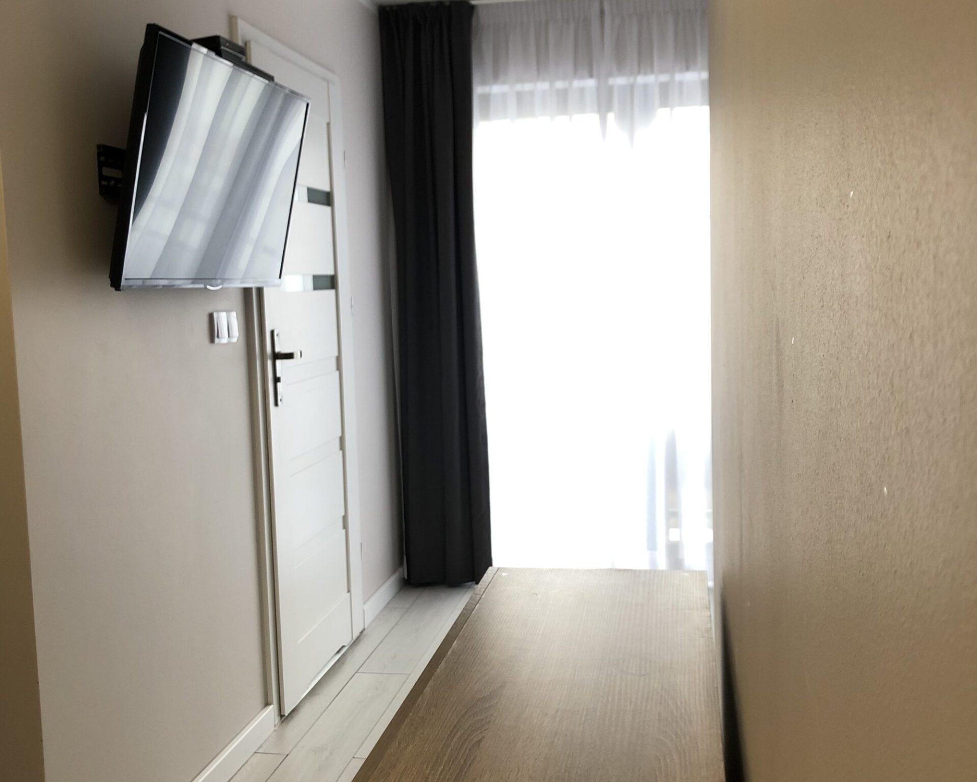 7A5CD3B0-3043-45B6-BC2C-F49F64245CE3