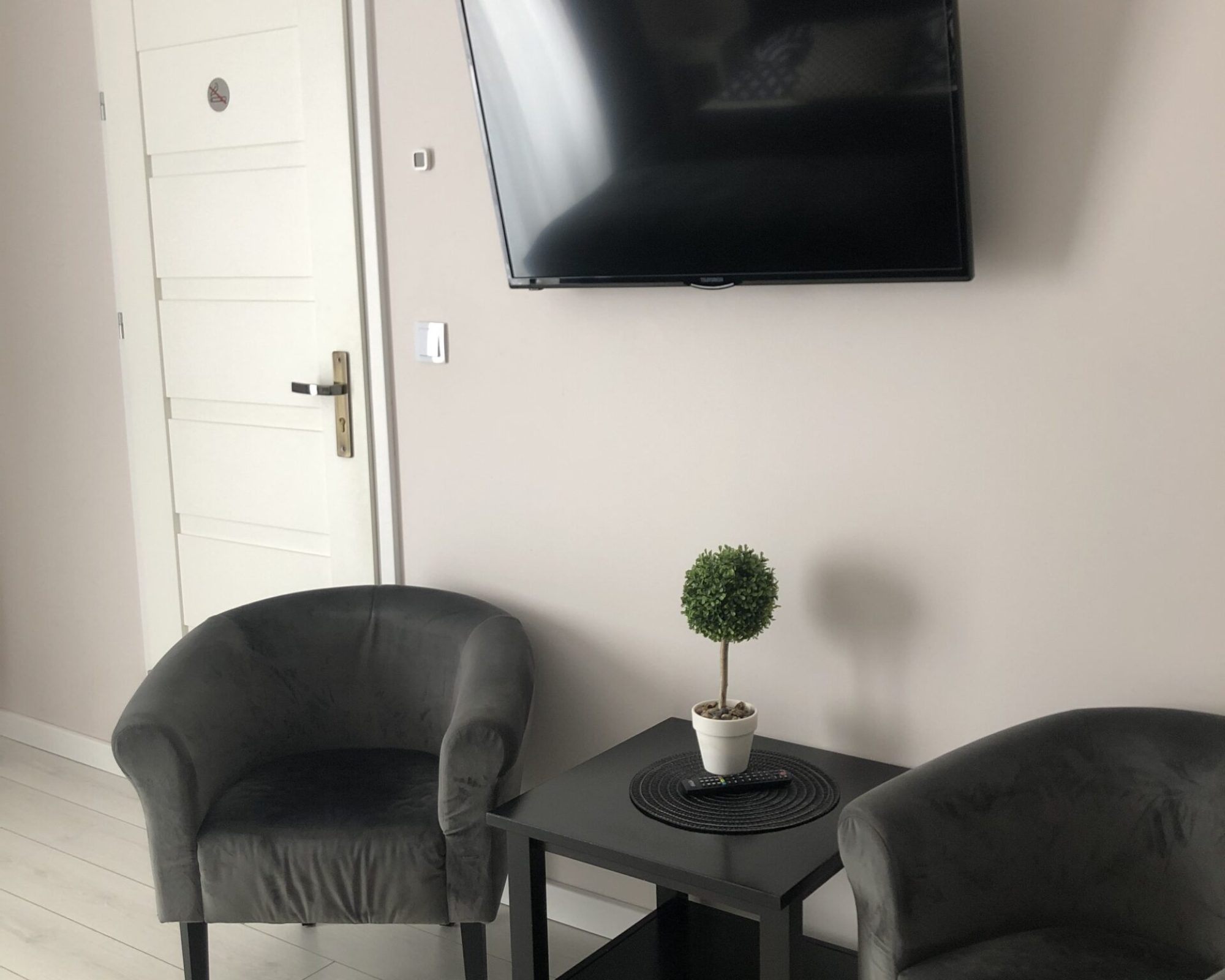 9B129FCC-1526-44E0-8FC6-BAD17B24D646